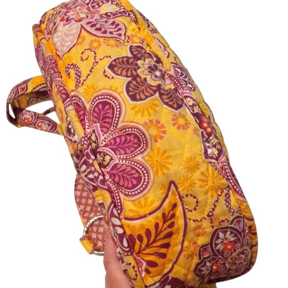 Vera Bradley Saddle Up Crossbody Bag-Bali Gold-Retired Pattern-Magnetic Closure - Picture 6 of 11